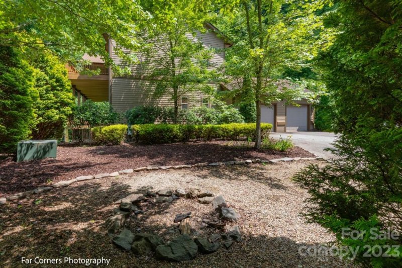 Property image 5 at 293 Sawgrass Drive, Whittier, NC 28789