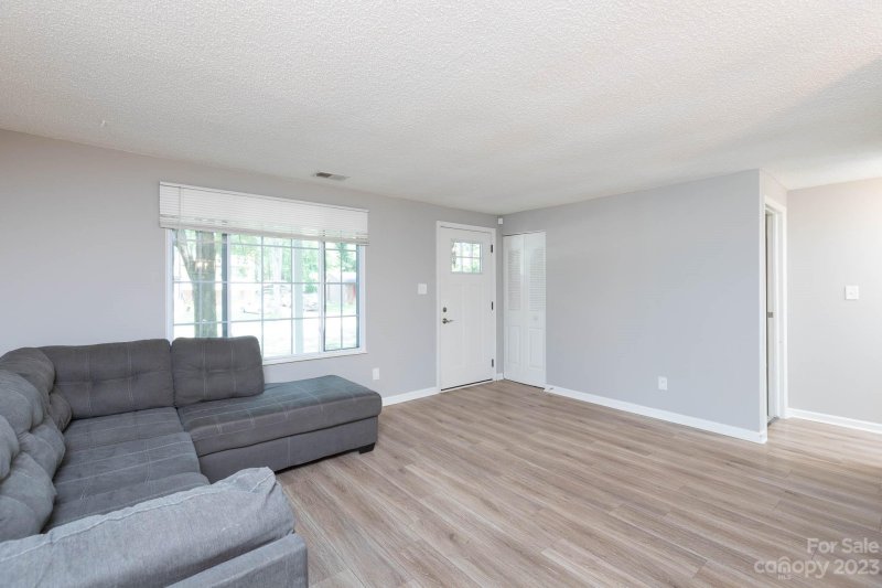 Property image 5 at 11806 Battery Place, Charlotte, NC 28273