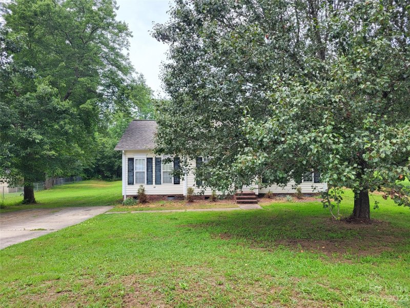 Property image 2 at 3699 Lee Moore Road, Maiden, NC 28650