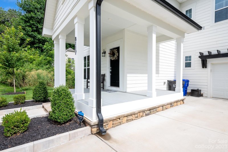 Property image 5 at 8117 Dumphries Drive, Huntersville, NC 28078