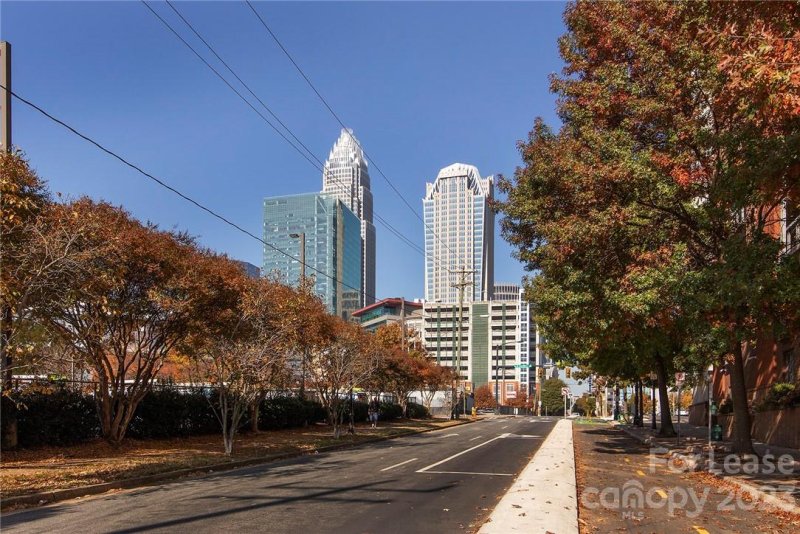 Property image 2 at 525 E 6th Street, Charlotte, NC 28202
