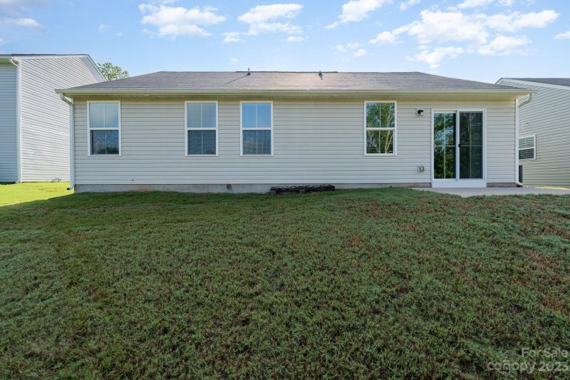 Property image 4 at 2481 Thorn Spring Lane, Concord, NC 28025