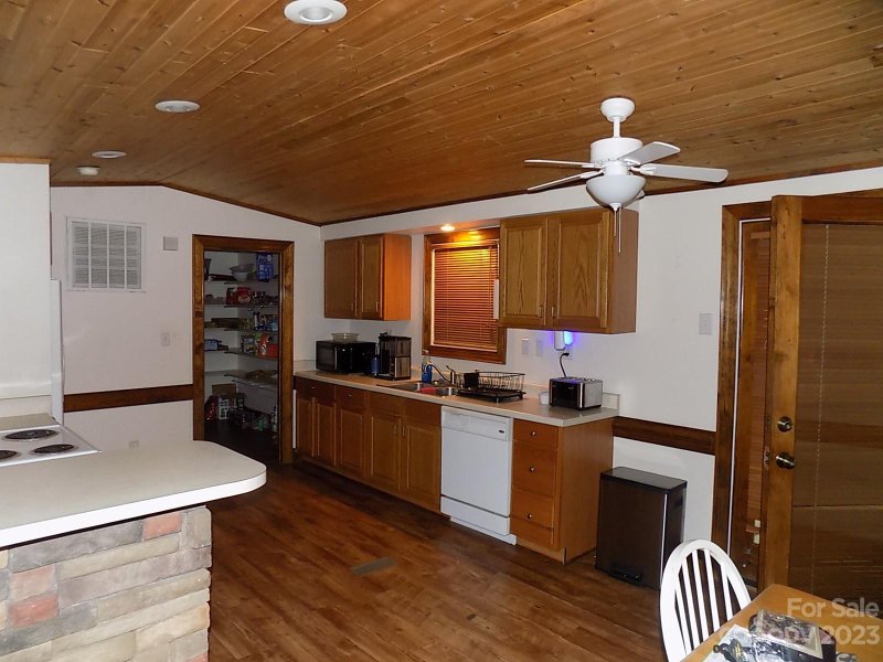 Property image 4 at 5316 Weblee Court, Kings Mountain, NC 28086