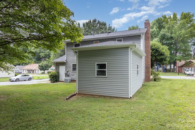 Property image 3 at 6330 Sunstone Drive, Charlotte, NC 28269