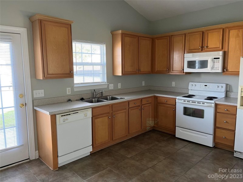 Property image 2 at 4947 Hawfield Street, Kannapolis, NC 28083