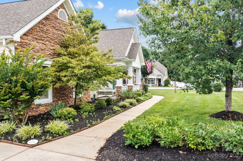 Property image 2 at 7982 Andrew Franklin Drive, Denver, NC 28037