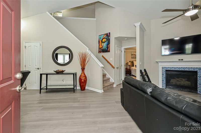 Property image 3 at 8621 Fox Chase Lane, Charlotte, NC 28269