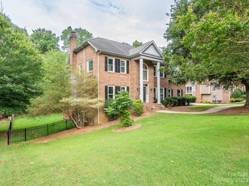 Property image 3 at 1921 Kilmonack Lane, Charlotte, NC 28270