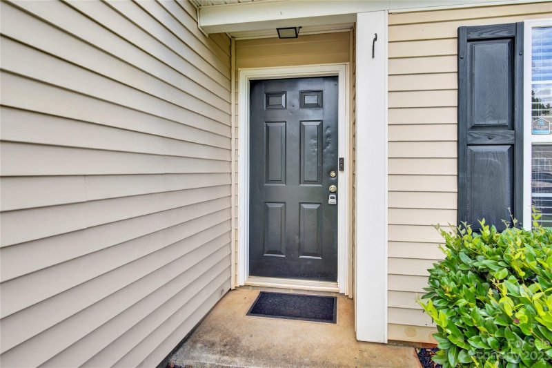 Property image 3 at 1503 Hollow Maple Drive, Charlotte, NC 28216