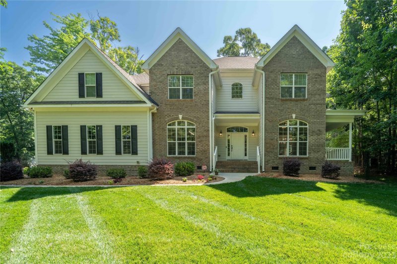 5001 Waxhaw Crossing Drive