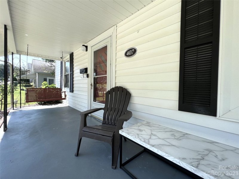 Property image 2 at 407 Dingler Avenue, Mooresville, NC 28115