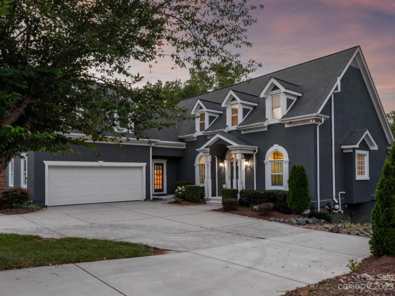Property image 2 at 684 Beacon Knoll Lane, Fort Mill, SC 29708