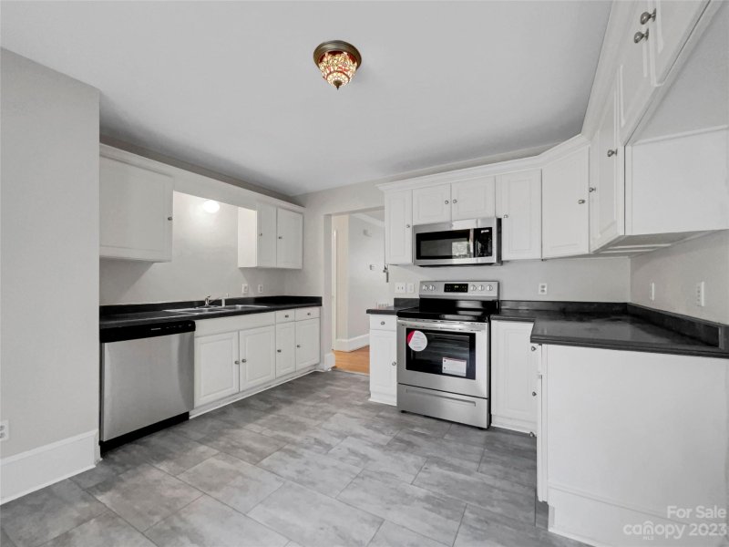 Property image 4 at 2350 Rosemont Court, Hendersonville, NC 28791