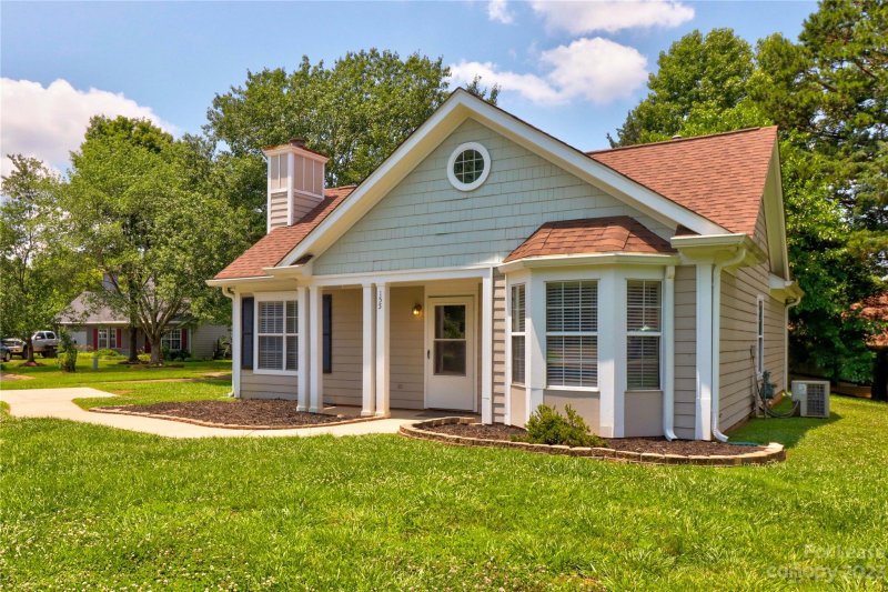 Property image 2 at 155 Green Dragon Court, Mooresville, NC 28115