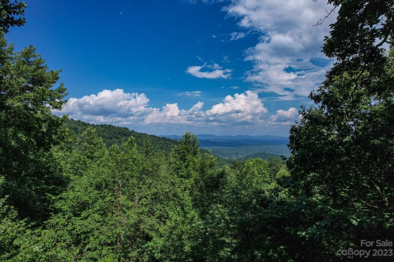 Property image 2 at 1886 Pinnacle Parkway, Union Mills, NC 28167