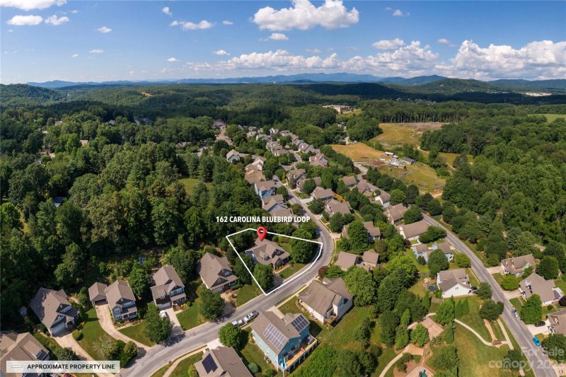 Property image 3 at 162 Carolina Bluebird Loop, Arden, NC 28704