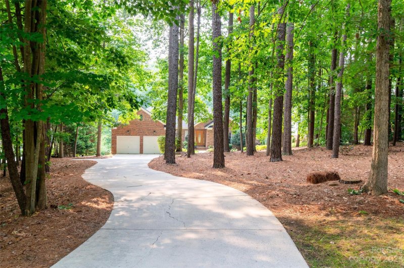 Property image 4 at 3902 Granite Street, Terrell, NC 28682