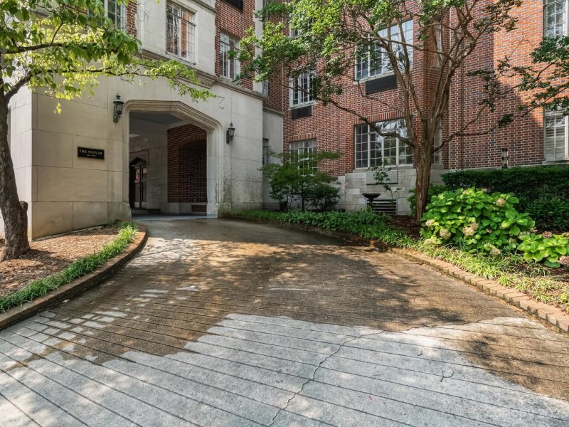 Property image 4 at 301 W Tenth Street, Charlotte, NC 28202