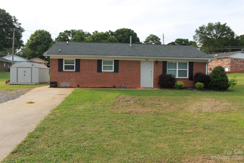 Property image 3 at 255 Roberson Road, Forest City, NC 28043