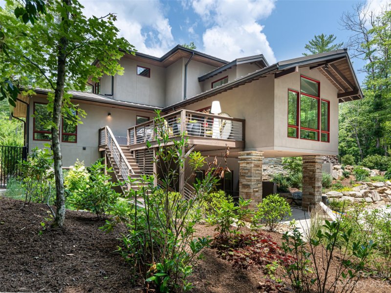 Property image 3 at 27 Hawberry Court, Asheville, NC 28805