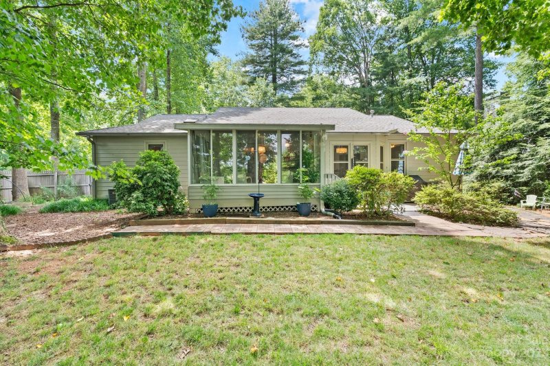 Property image 3 at 6 Holly Ridge Court, Arden, NC 28704