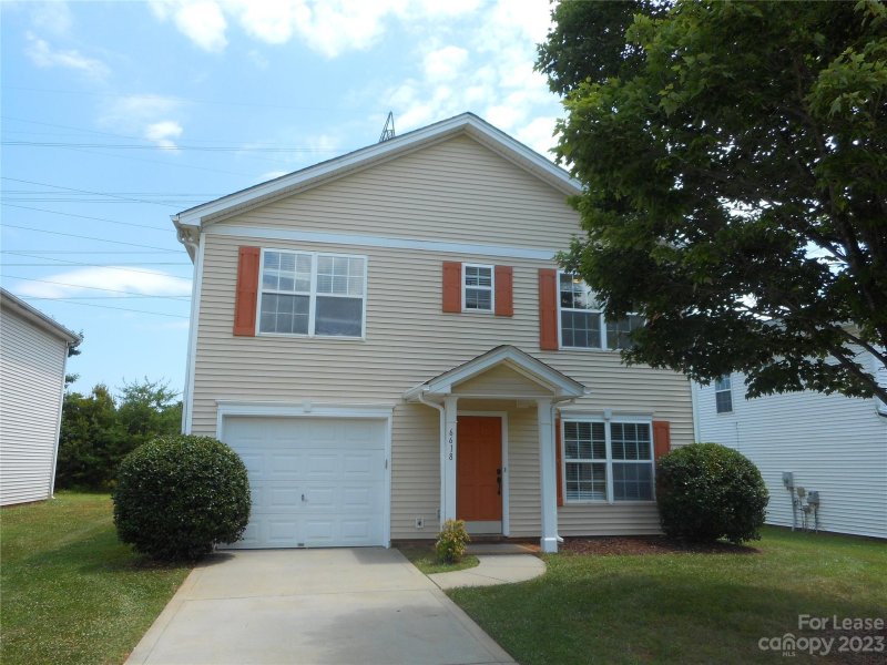 6618 Wicked Oak Lane