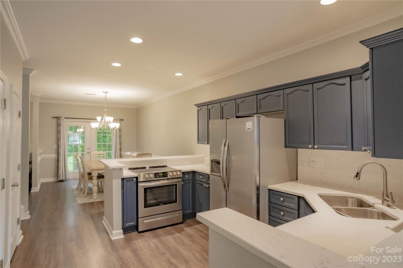 Property image 5 at 325 Valley Brook Lane, Concord, NC 28025