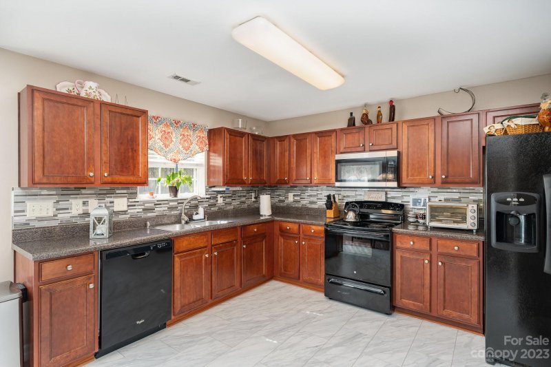 Property image 5 at 569 Dayton Road, Rock Hill, SC 29732