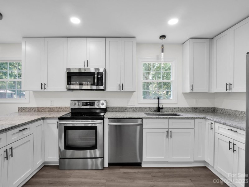 Property image 5 at 403 Witten Lane, Gastonia, NC 28052