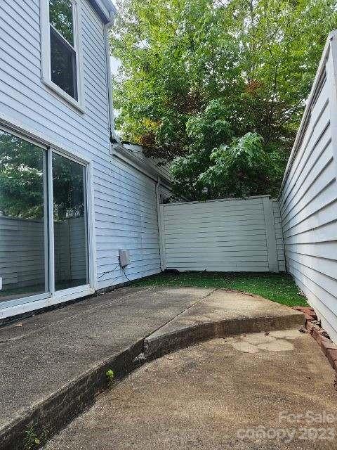 Property image 2 at 7005 Stonington Lane, Charlotte, NC 28227