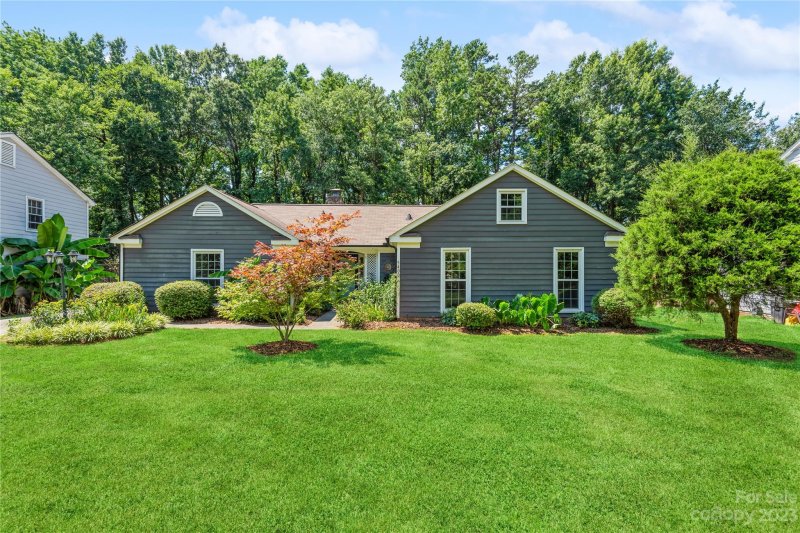 5400 Donnefield Drive