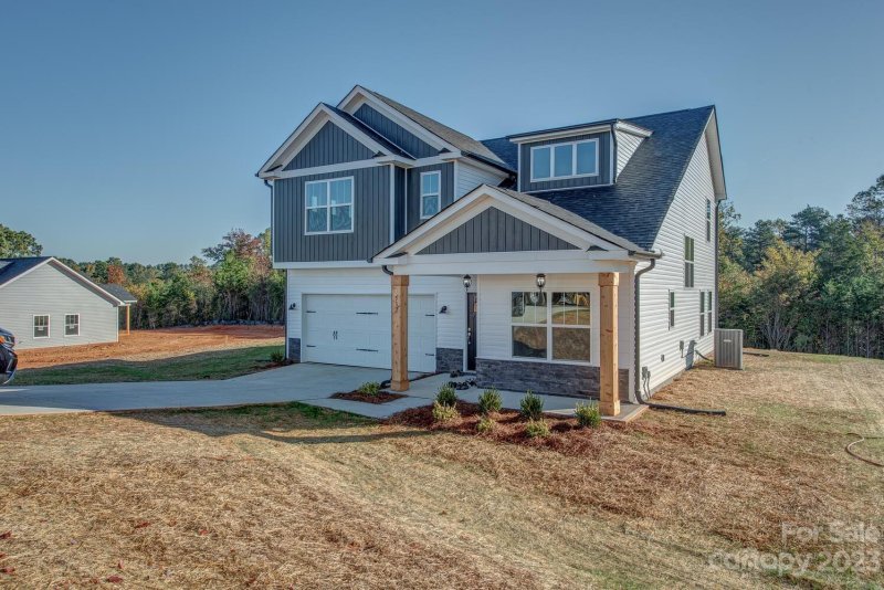 Property image 3 at 214 Spring Creek Drive, Mount Holly, NC 28120