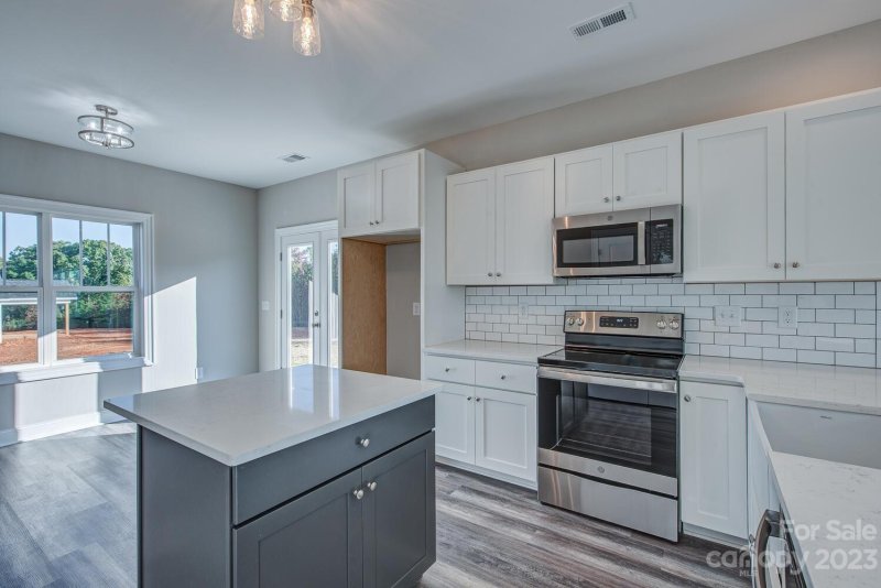 Property image 4 at 214 Spring Creek Drive, Mount Holly, NC 28120