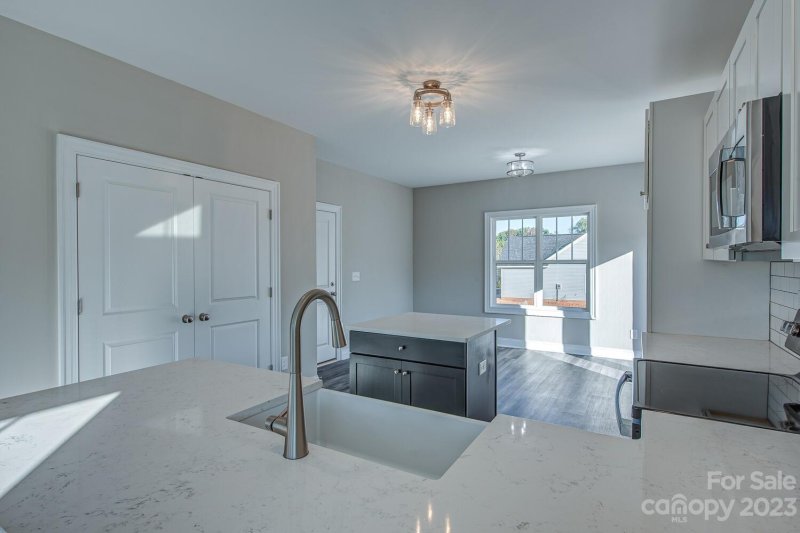 Property image 5 at 214 Spring Creek Drive, Mount Holly, NC 28120