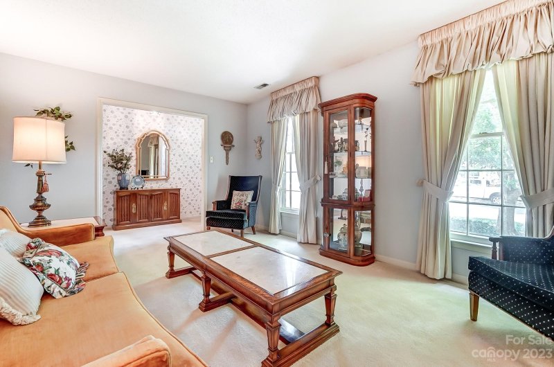 Property image 4 at 2601 Baystock Road, Charlotte, NC 28208