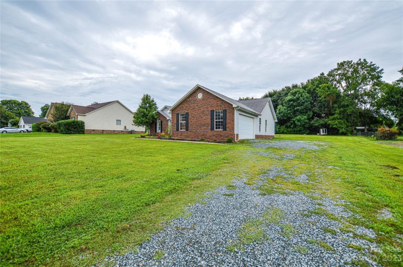 Property image 2 at 3209 Monte Drive, Monroe, NC 28110