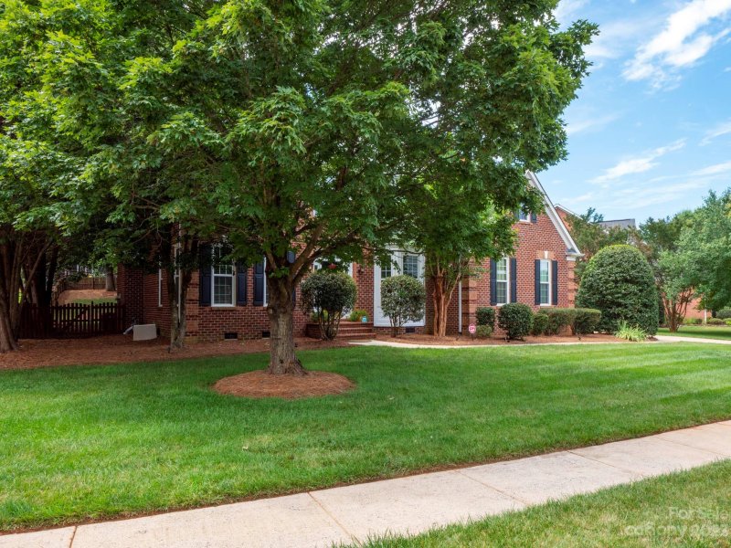 Property image 4 at 13303 Chasewater Drive, Charlotte, NC 28277