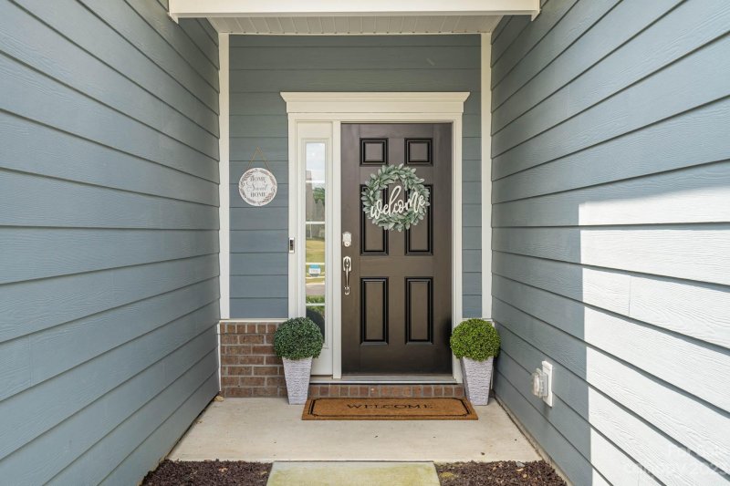 Property image 2 at 14317 Hugh Dixon Way, Huntersville, NC 28078