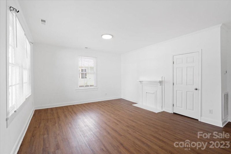 Property image 4 at 107 S Liberty Street, Gastonia, NC 28052