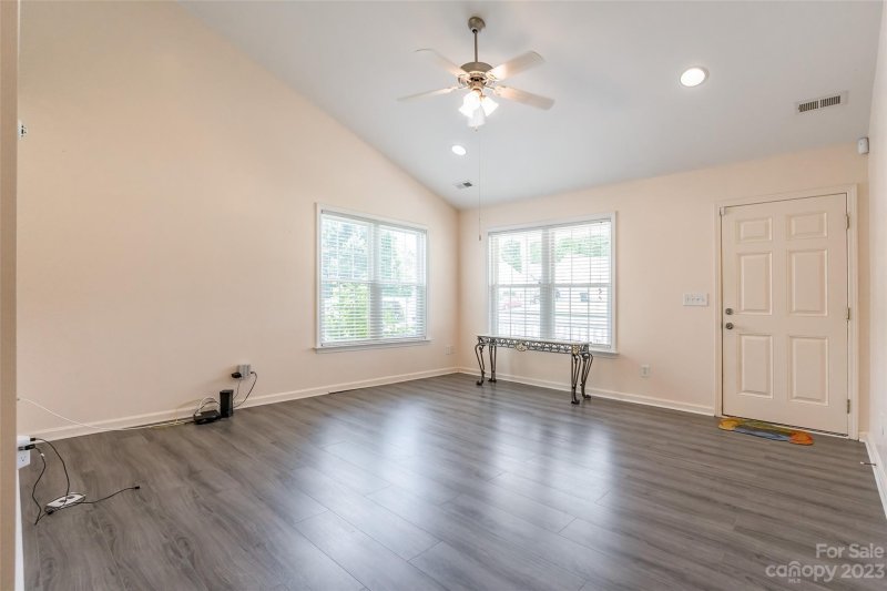 Property image 4 at 344 Lone Tree Lane, Clover, SC 29710