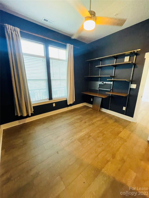 Property image 4 at 935 Mcalway Road, Charlotte, NC 28211