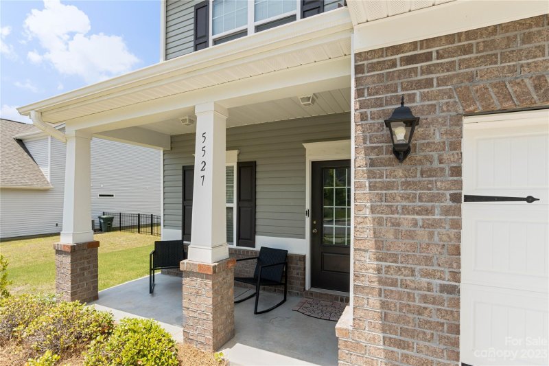 Property image 2 at 5527 Begonia Street, Gastonia, NC 28056