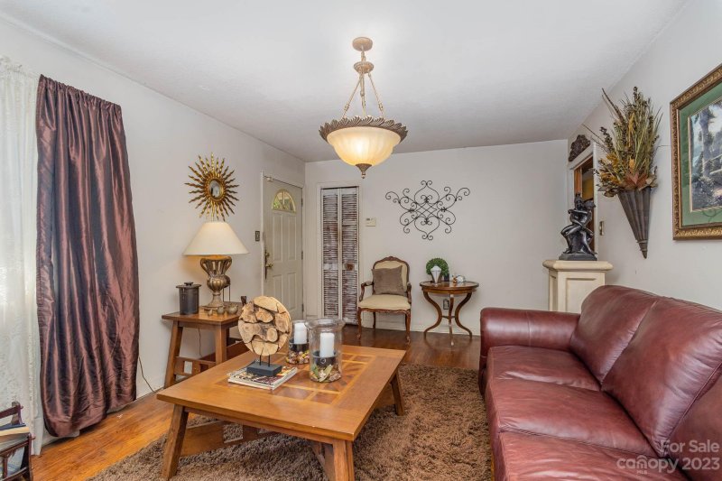 Property image 3 at 922 Canterbury Court, Gastonia, NC 28052