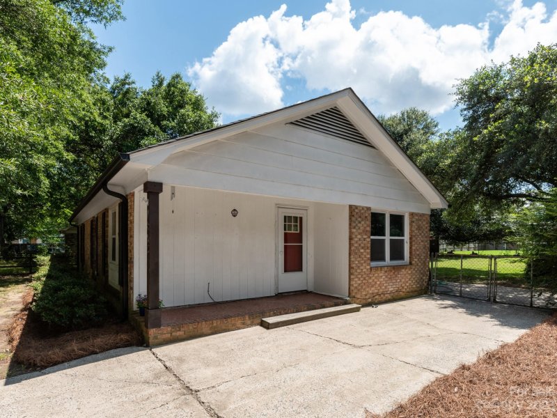 Property image 3 at 7805 Teakwood Road, Indian Trail, NC 28079