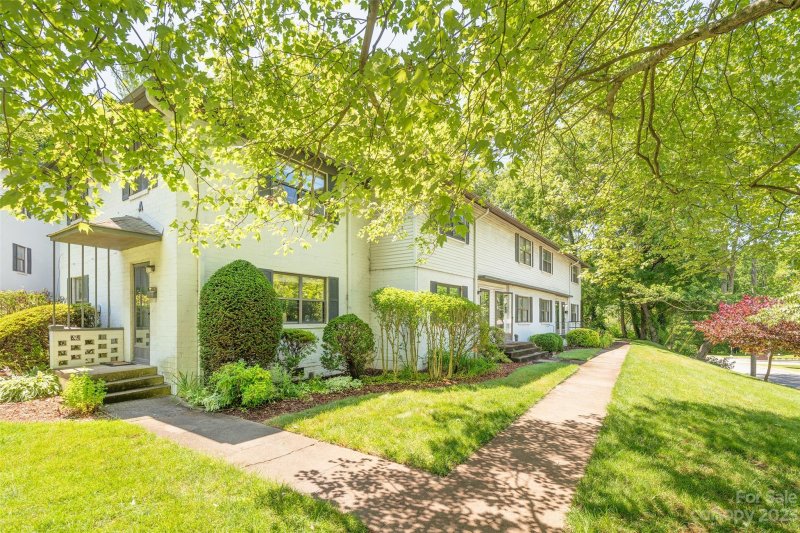 Property image 2 at 615 Biltmore Avenue, Asheville, NC 28803