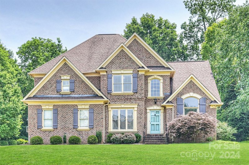 Property image 3 at 5079 Cramer Woods Drive, Gastonia, NC 28056