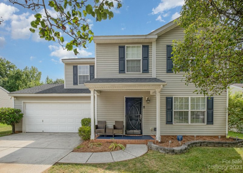 Property image 2 at 3937 Far West Drive, Charlotte, NC 28269