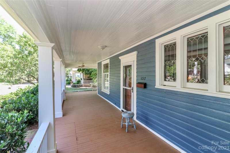 Property image 5 at 137 N Race Street, Statesville, NC 28677