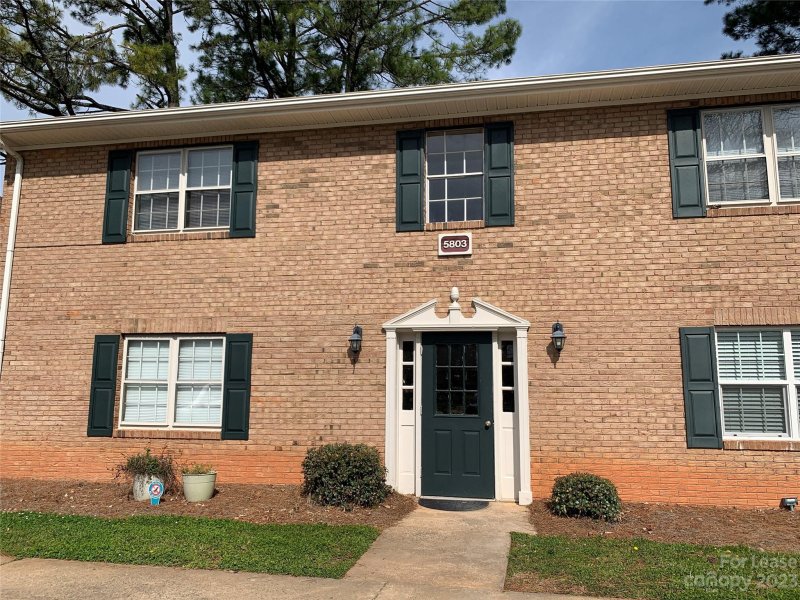 5803 Hunting Ridge Lane