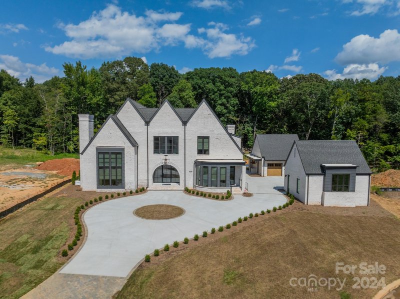 Property image 2 at 8019 Litaker Manor Court, Charlotte, NC 28270